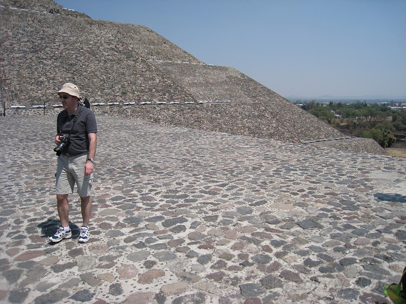 Mexico Pyramids - Mexico City 2009 0855.jpg - A trip to the Teotihuacan area of Mexico to visit the pyramids. A vast complex and a great climb to the top. This was followed by lunch in a cave, then a visit to the historical center of Mexico City. March 2009.